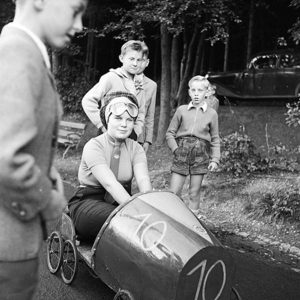 Sammlung Puescher Alfeld Leine Seifenkistenrennen Dohnser Schule 1958
